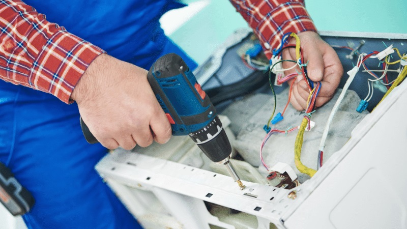 Köprübaşı Viessmann Viessmann çamaşır makinesi kart tamiri – Su almama arızası orijinal parça ile giderildi. - Teknik servis örneği
